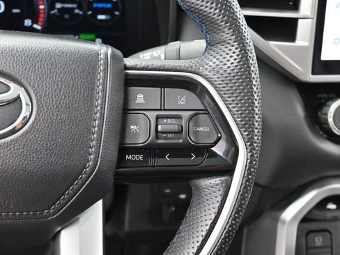 Used 2024 Toyota Tundra Platinum AWD/4WD image 15