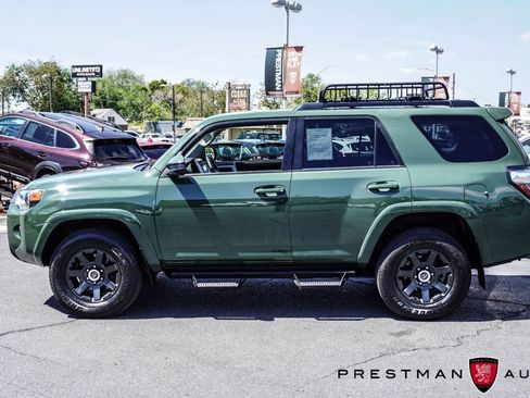 Used 2022 Toyota 4Runner Trail Special Edition AWD/4WD image 17