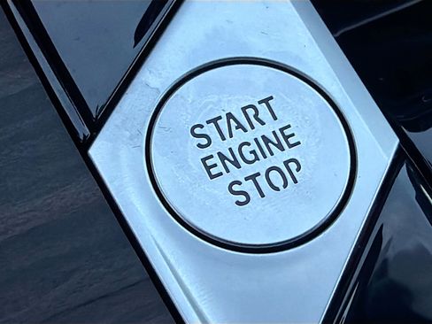 Used 2023 BMW X7 xDrive40i w/ Premium Package image 38