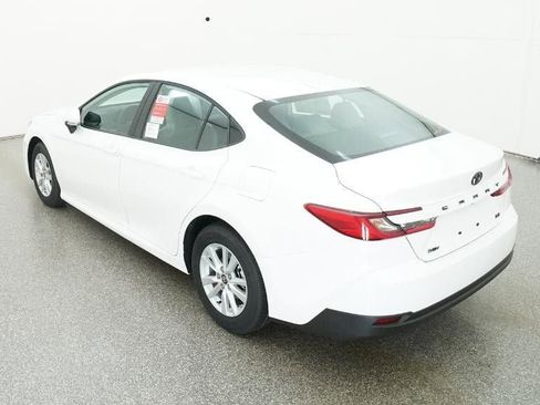 New 2026 Toyota Camry LE image 5