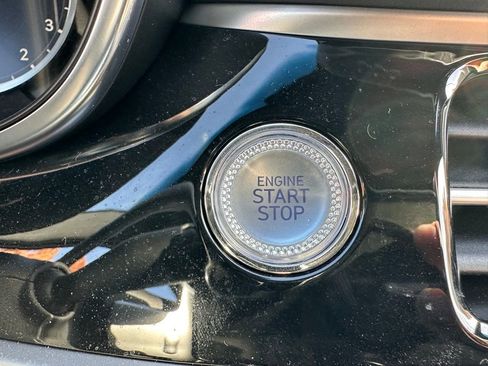 Used 2025 Genesis G70 3.3T Advanced w/ Sport Prestige Package image 33