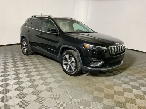 Used 2019 Jeep Cherokee Limited image 5