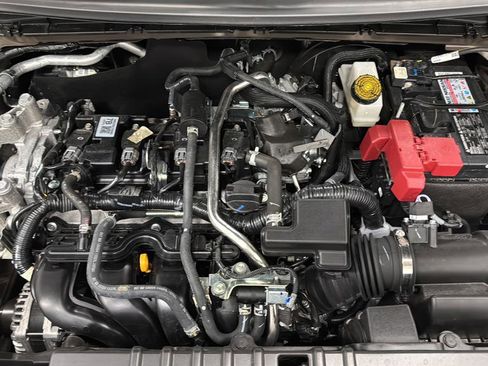 Used 2025 Nissan Kicks S image 27