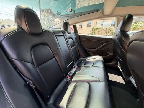 Used 2023 Tesla Model 3 Standard Range RWD image 29