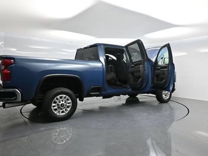 Used 2025 Chevrolet Silverado 2500 LT w/ Convenience Package