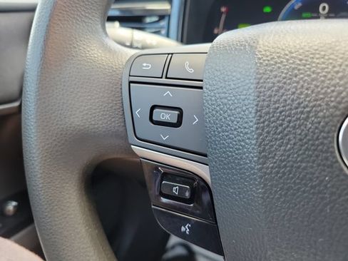 Used 2025 Toyota Camry LE FWD image 20