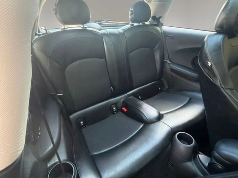 Used 2015 MINI Cooper 2-Door Hardtop FWD image 31