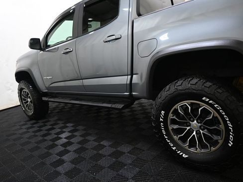 Used 2018 Chevrolet Colorado ZR2 w/ LPO, Premium Interior Package AWD/4WD image 12