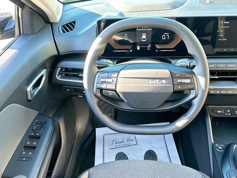 New 2025 Kia K4 LXS image 20
