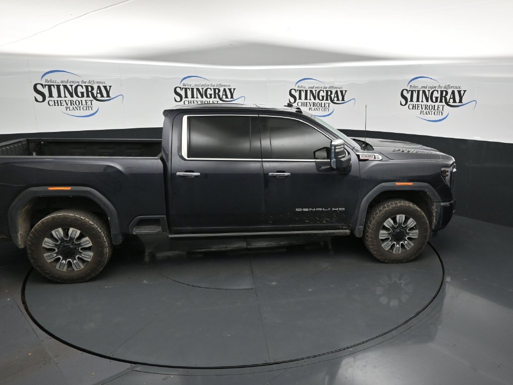 Used 2024 GMC Sierra 2500 Denali w/ Denali Reserve Package AWD/4WD image 25