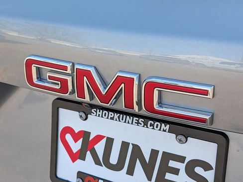 New 2026 GMC Terrain Elevation w/ Elevation Premium Package AWD/4WD image 13