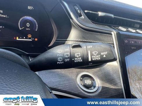Certified 2023 Jeep Grand Cherokee L Limited AWD/4WD image 30