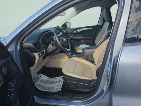 Used 2022 Ford Escape SEL w/ Technology Package image 13