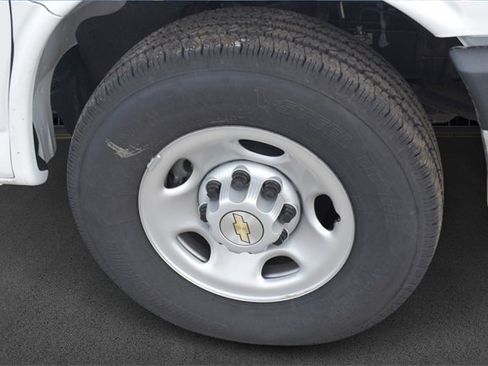 New 2025 Chevrolet Express 3500 Work Van w/ Power Convenience Package image 11