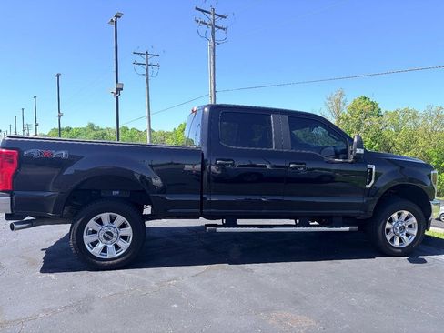 Used 2019 Ford F250 XL w/ STX Appearance Package AWD/4WD image 13