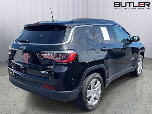Used 2022 Jeep Compass Latitude w/ Convenience Group FWD image 4