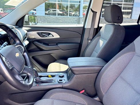 Used 2020 Chevrolet Traverse LT w/ LPO, Cargo Package image 16