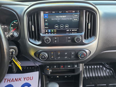 Used 2022 Chevrolet Colorado LT w/ Fleet Safety Package AWD/4WD image 28