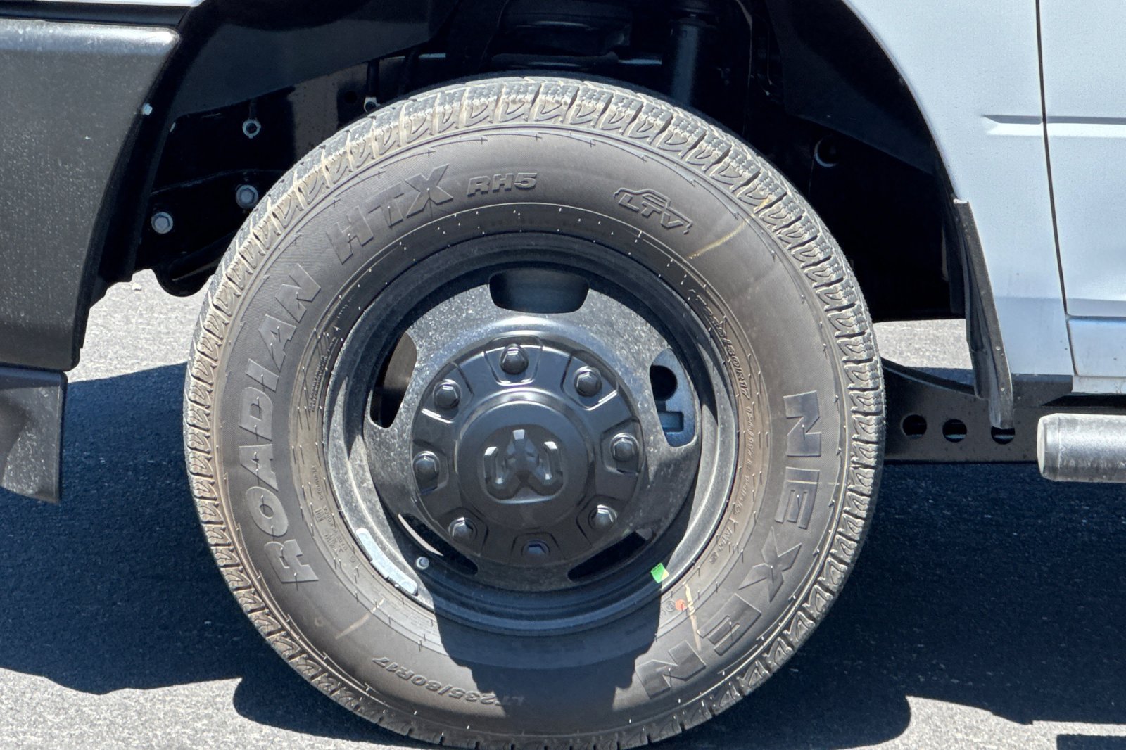 New 2026 RAM 3500 Tradesman AWD/4WD image 24