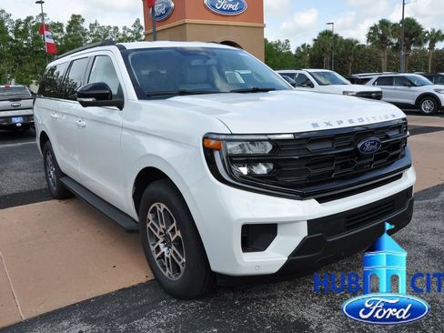 New 2026 Ford Expedition Max Active RWD image 7