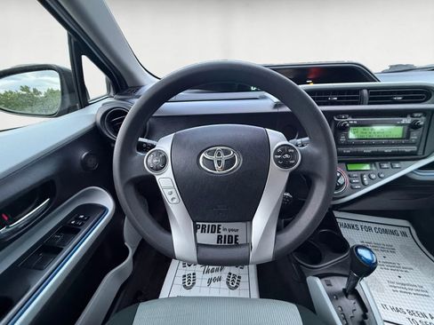 Used 2012 Toyota Prius C Two FWD image 12