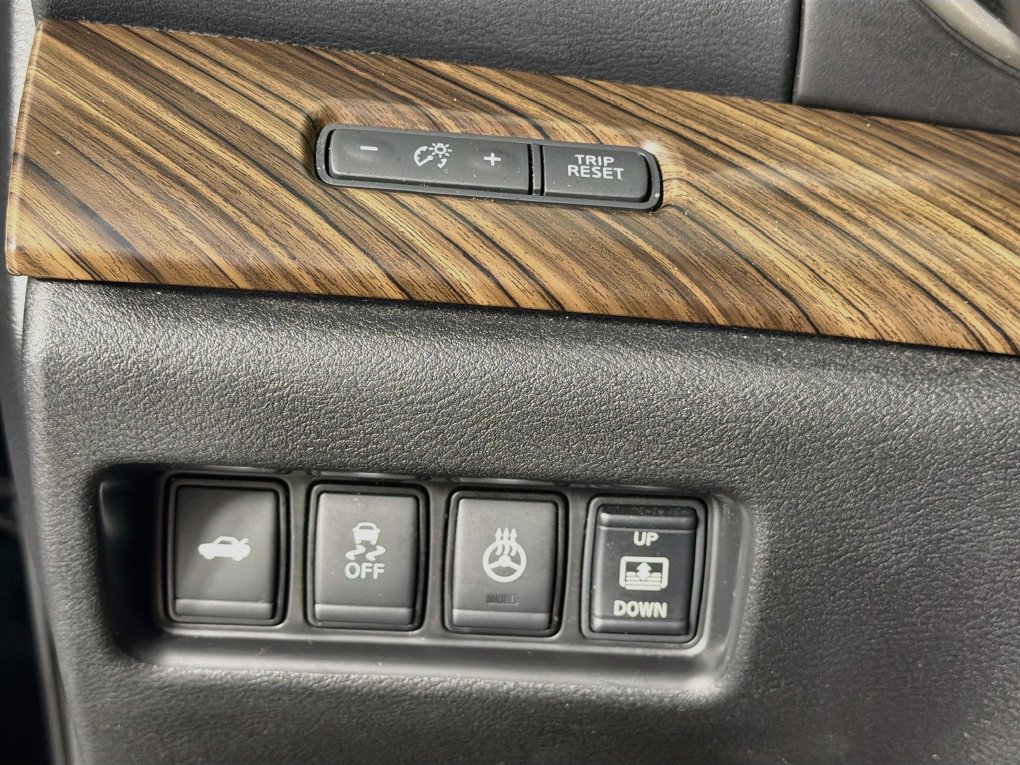 Used 2018 Nissan Maxima Platinum FWD image 15