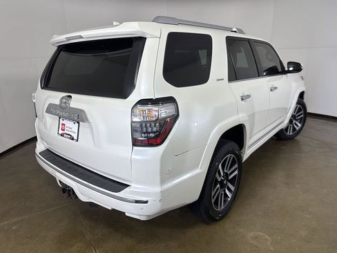 Used 2022 Toyota 4Runner Limited AWD/4WD image 8