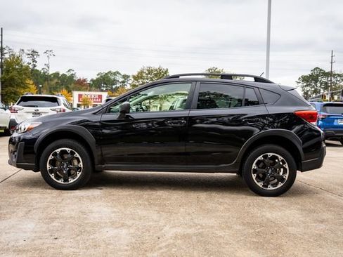 Certified 2023 Subaru Crosstrek 2.0i image 2