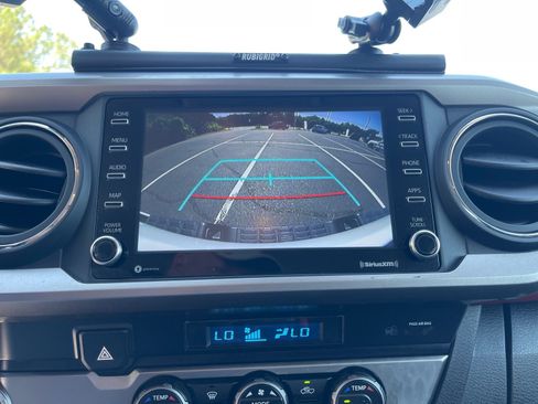 Used 2023 Toyota Tacoma SR5 w/ Technology Package RWD image 6