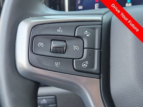 Used 2025 Chevrolet Silverado 1500 LT RWD image 5