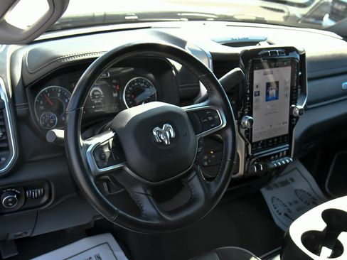 Used 2024 RAM 2500 Laramie image 18