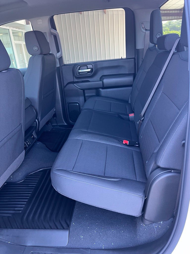 New 2026 Chevrolet Silverado 2500 Custom w/ Custom Value Package AWD/4WD image 19