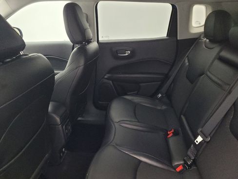 Used 2019 Jeep Compass Altitude image 18