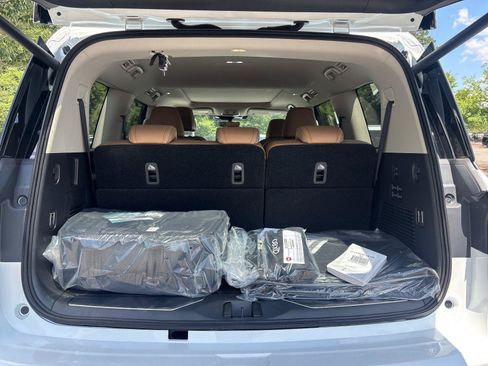 New 2027 INFINITI QX80 Luxe AWD/4WD image 36