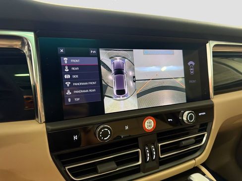 New 2026 Porsche Macan AWD/4WD image 15