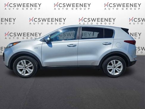 Used 2018 Kia Sportage LX AWD/4WD image 2