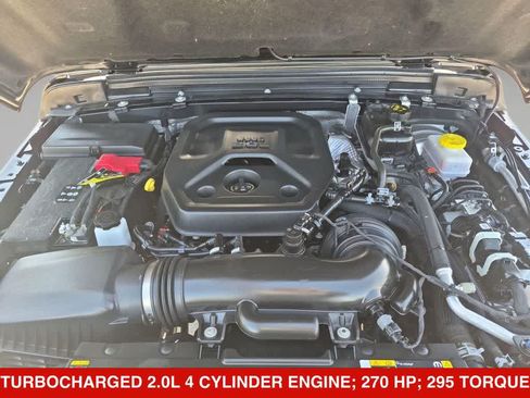 Used 2025 Jeep Wrangler Unlimited Rubicon AWD/4WD image 13