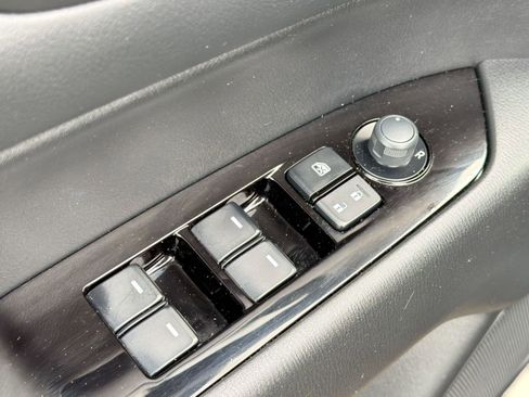 Used 2025 MAZDA CX-5 AWD 2.5 S w/ Select Package image 21