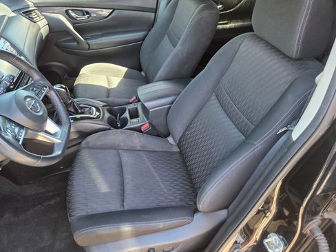 Used 2020 Nissan Rogue SV AWD/4WD image 7