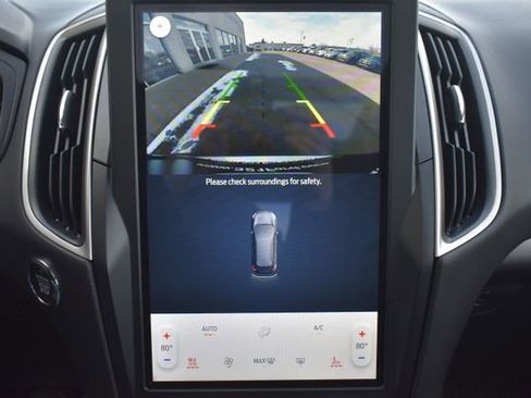 Used 2024 Ford Edge SEL w/ Convenience Package image 25