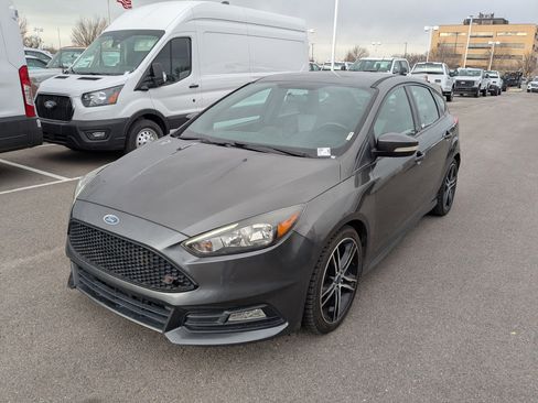 Used 2018 Ford Focus ST image 10