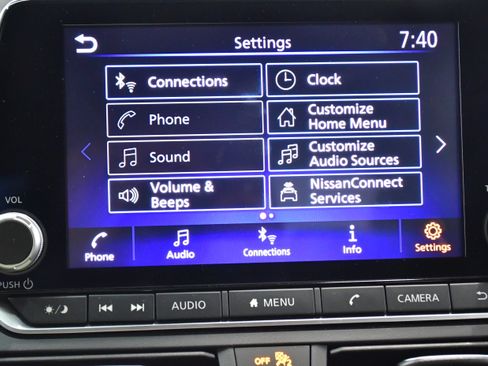 Used 2025 Nissan Altima 2.5 SV FWD image 25