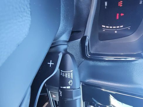 Used 2026 Toyota Camry SE FWD image 13