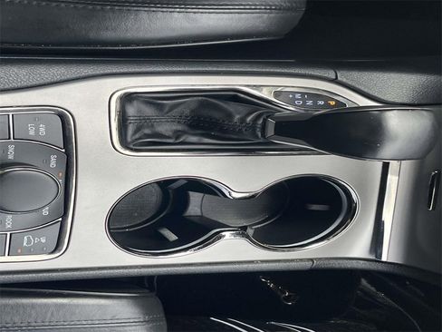 Used 2020 Jeep Grand Cherokee High Altitude image 18
