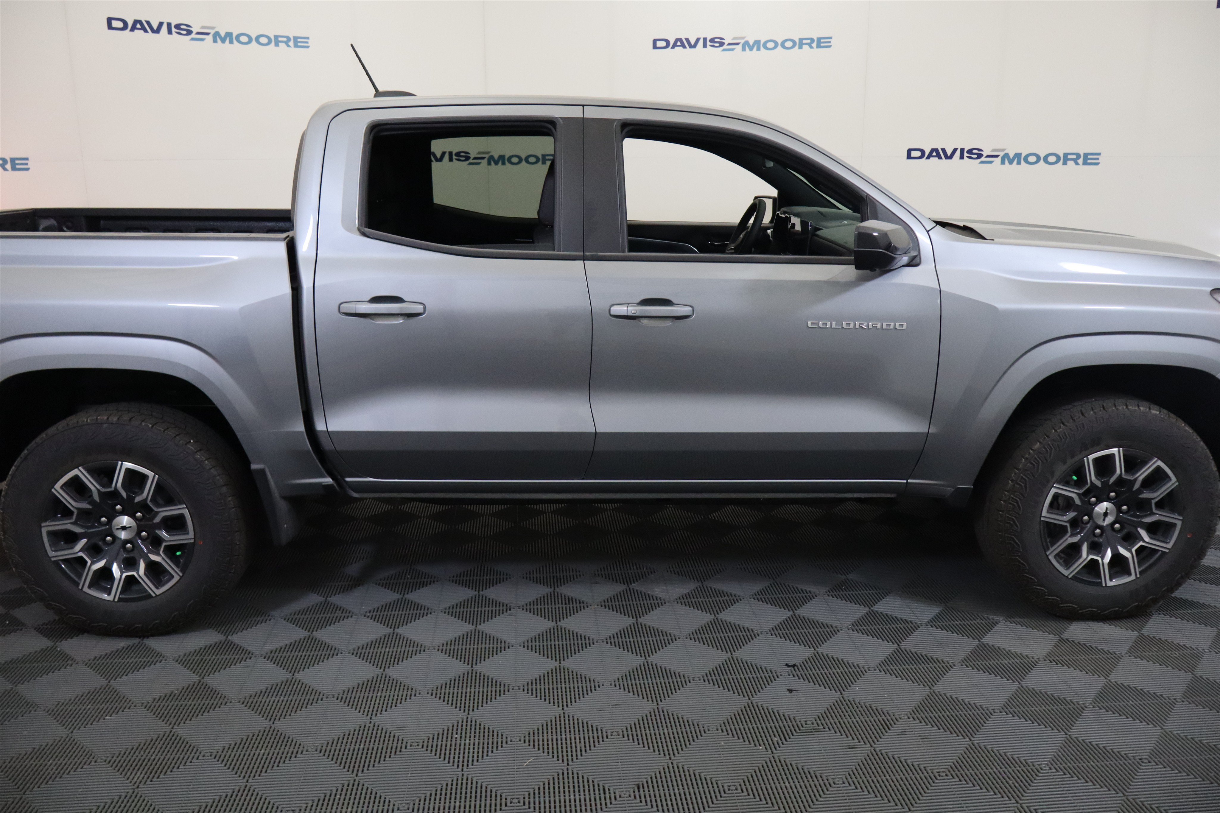New 2026 Chevrolet Colorado Z71 w/ Technology Package AWD/4WD image 5