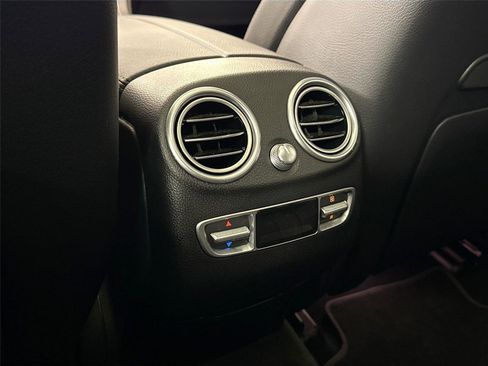 Used 2022 Mercedes-Benz GLC 43 AMG 4MATIC image 35