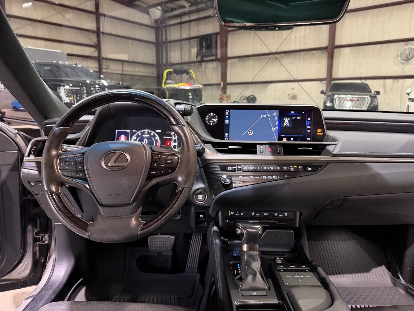 Used 2019 Lexus ES 350 w/ Accessory Package FWD image 29