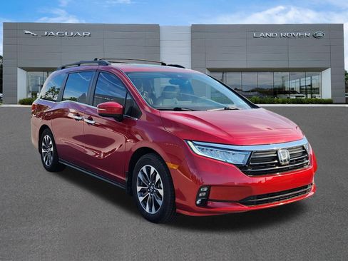 Used 2024 Honda Odyssey EX-L image 2