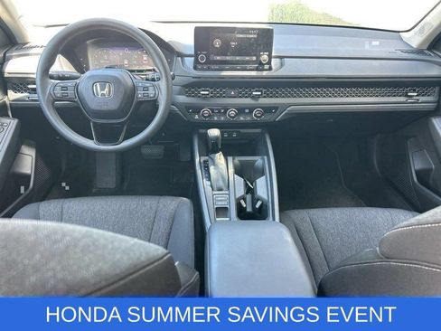 Used 2025 Honda Accord SE image 10