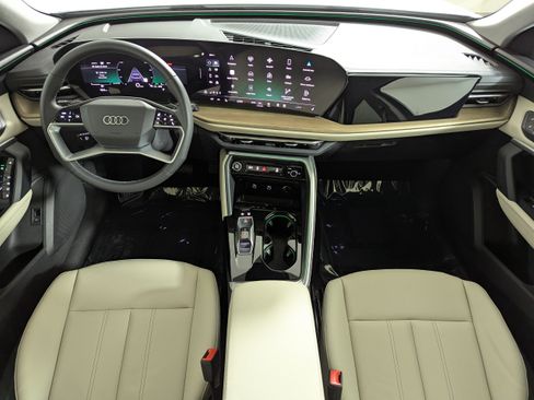 New 2025 Audi Q5 Premium image 10